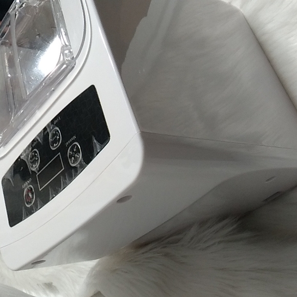 David Burke Automatic Pasta Maker Commercial Used Once & Cleaned - Picture 17 of 17